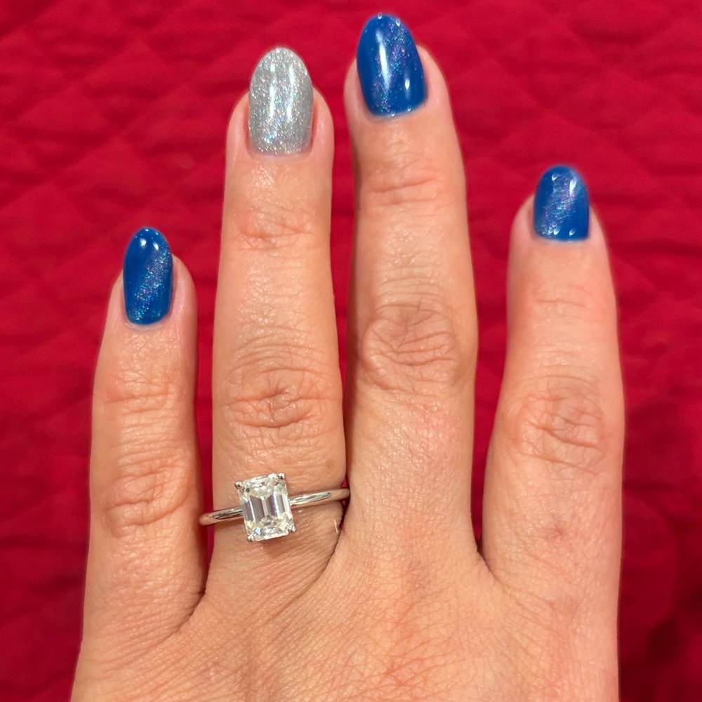 1CT moissanite ring - Picture 4 of 5